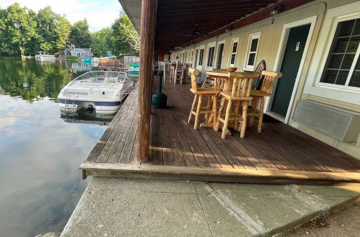 Cascade Motel (Olde Mill Inn on the Lake) - Recent 2022 Photos From Motel Website